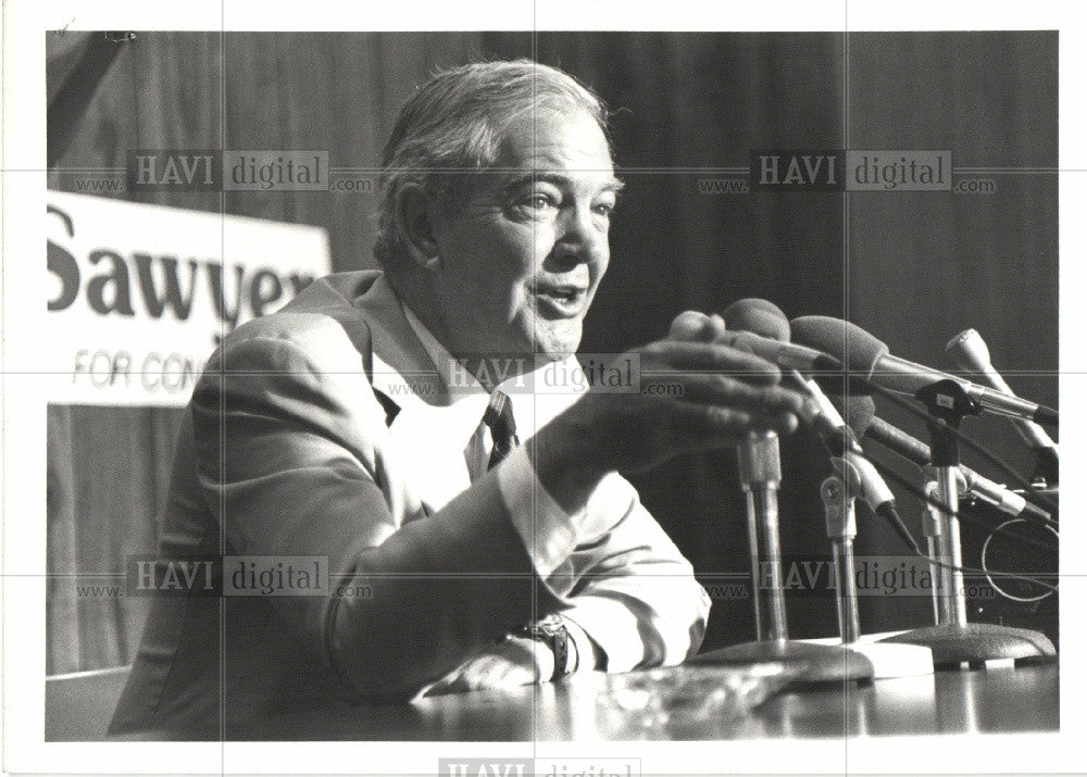 Press Photo Harold Sawyer Michigan Politician - Historic Images