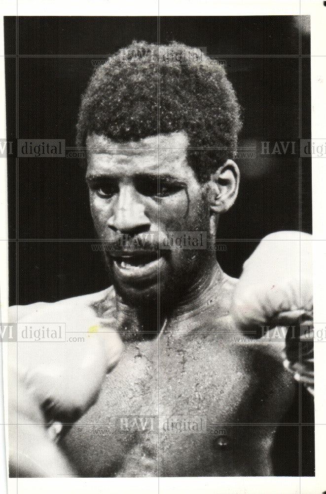 1980 Press Photo Michael Spinks Light Heavyweight Boxer - Historic Images