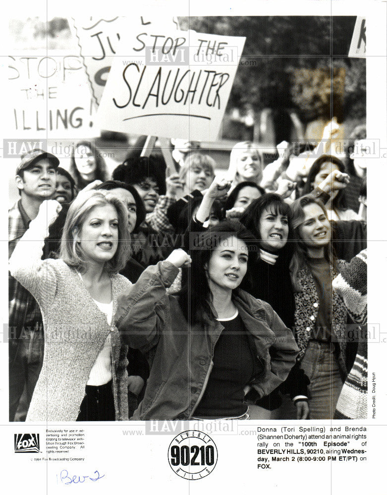 1994 Press Photo Tori Spelling Actress - Historic Images