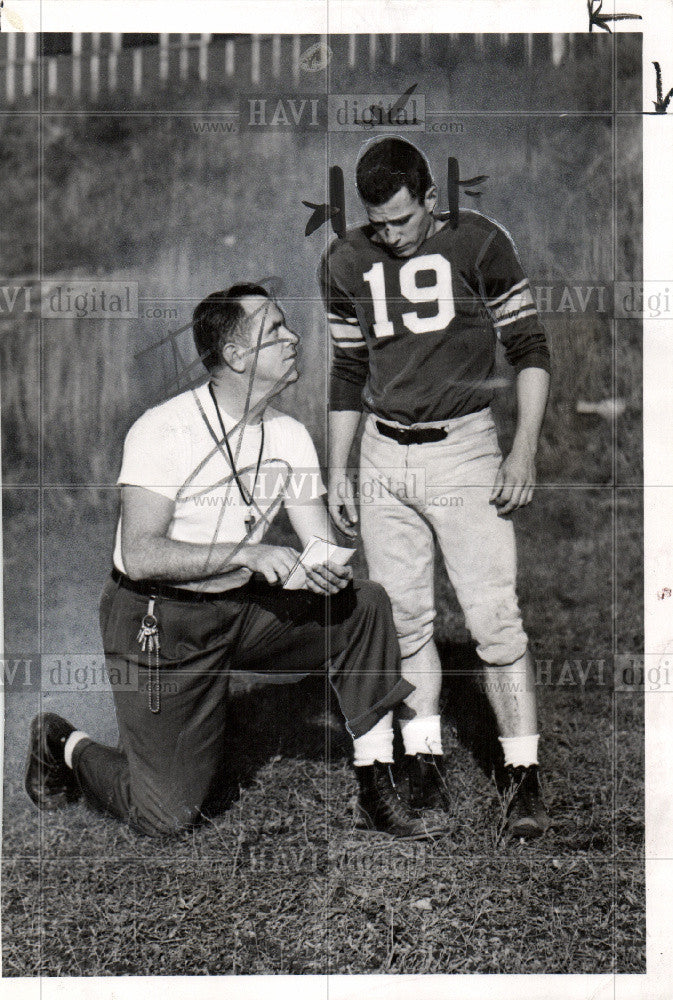 Press Photo Ted Sowle, - Historic Images