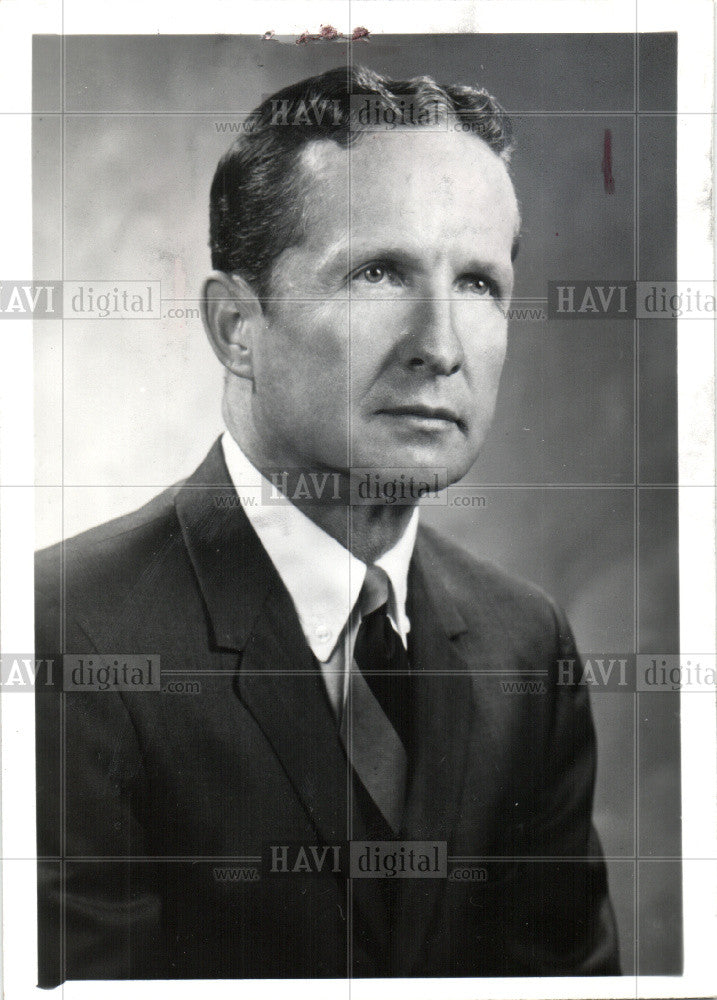 1973 Press Photo Paul C. Soulder Michigan National Bank - Historic Images