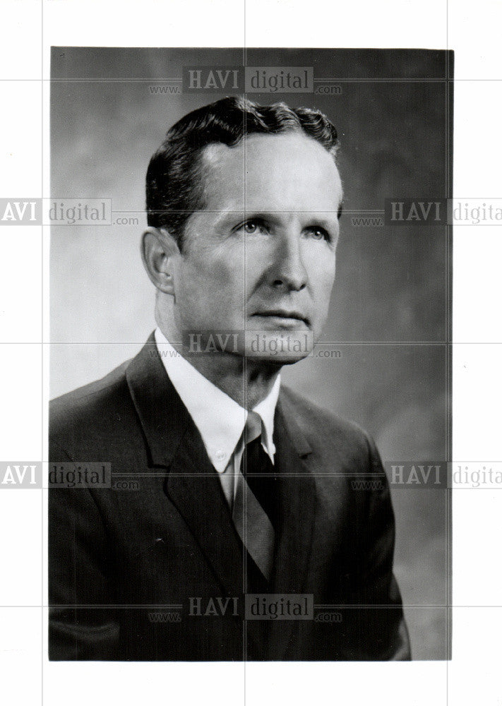 1973 Press Photo Paul C.Souder Executive Vice President - Historic Images