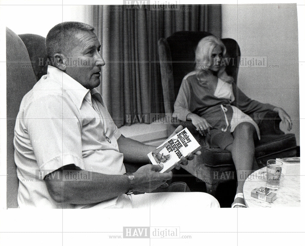 Press Photo Mickey Spillane Author Crime Novels - Historic Images