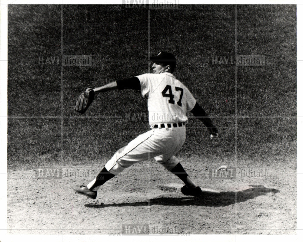 Press Photo Joe Sparma Detroit Tigers pitcher - Historic Images