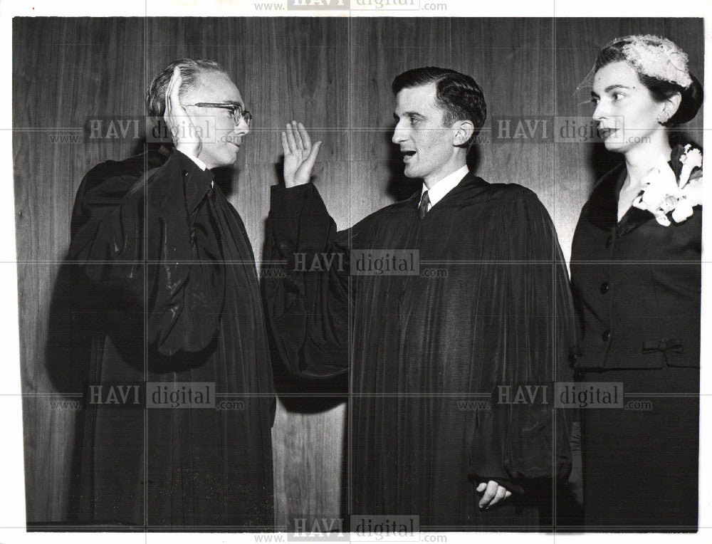 1959 Press Photo Theodore Souris - Historic Images