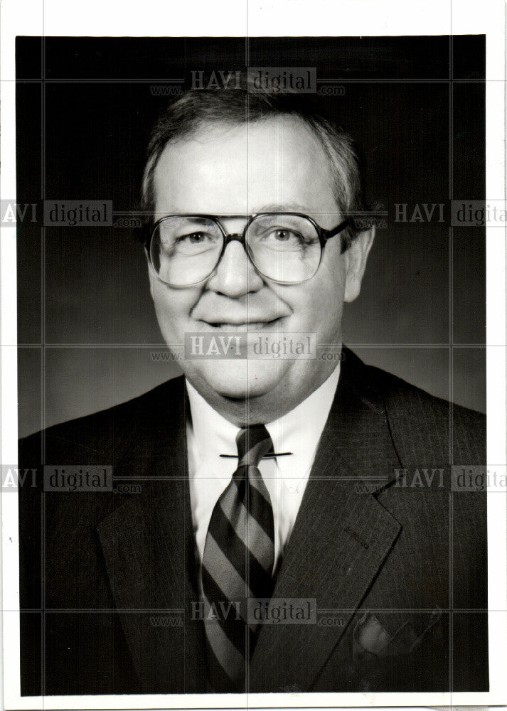 1985 Press Photo Bob Clarkson, Crowley Milner & Co - Historic Images