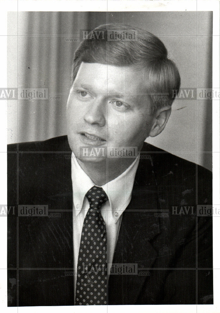 1986 Press Photo Holmes - Historic Images