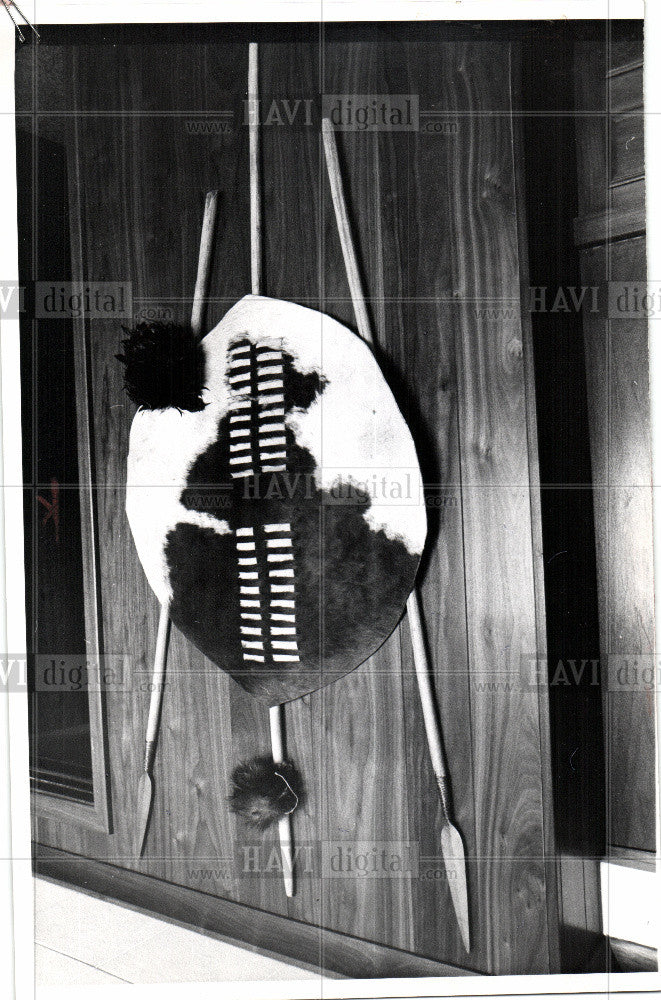 1965 Press Photo Leather shield and spears - Historic Images