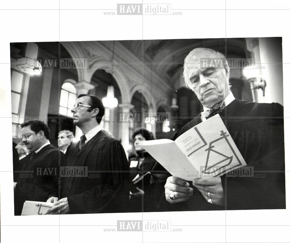 1984 Press Photo Judge Soapy Williams Red Mass SS Peter - Historic Images