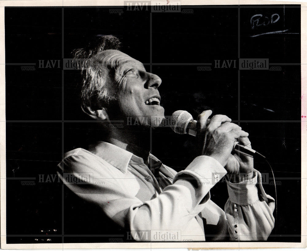 1974 Press Photo Andy Williams  singer - Historic Images