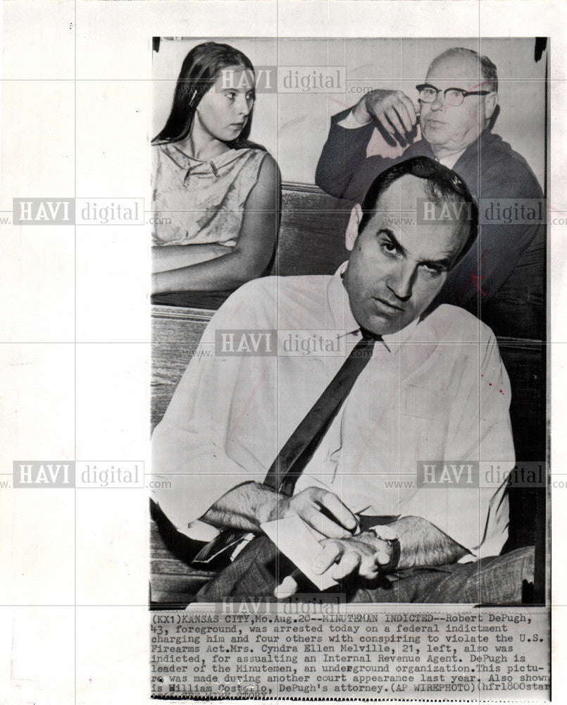 1968 Press Photo Robert DePugh arrested Minutemen court - Historic Images