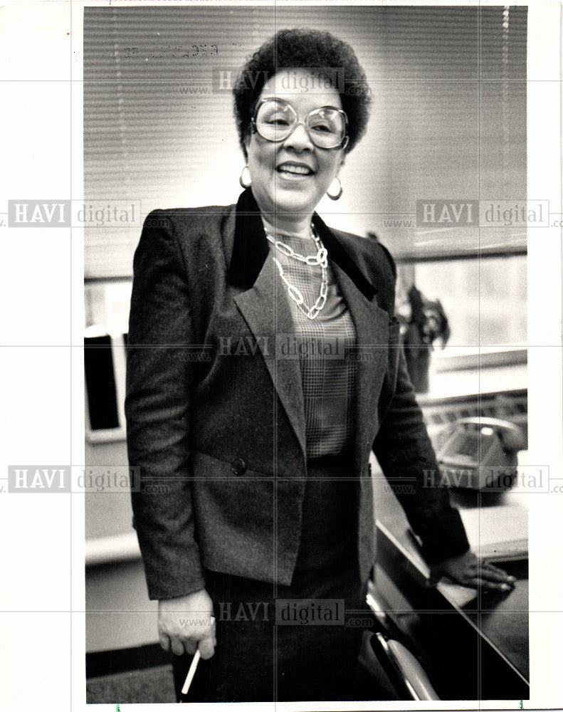 1987 Press Photo Bernadine Denning Director - Historic Images