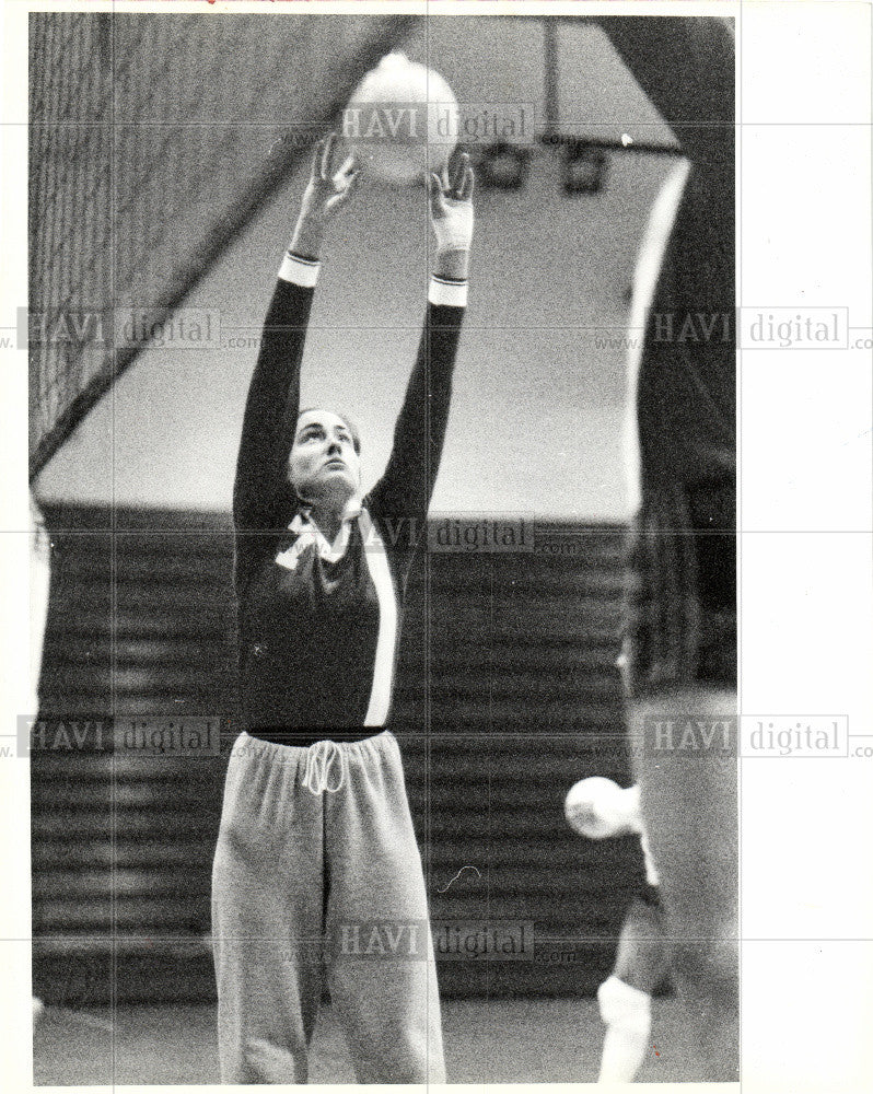 1995 Press Photo DeMeyer Volleyball Player - Historic Images