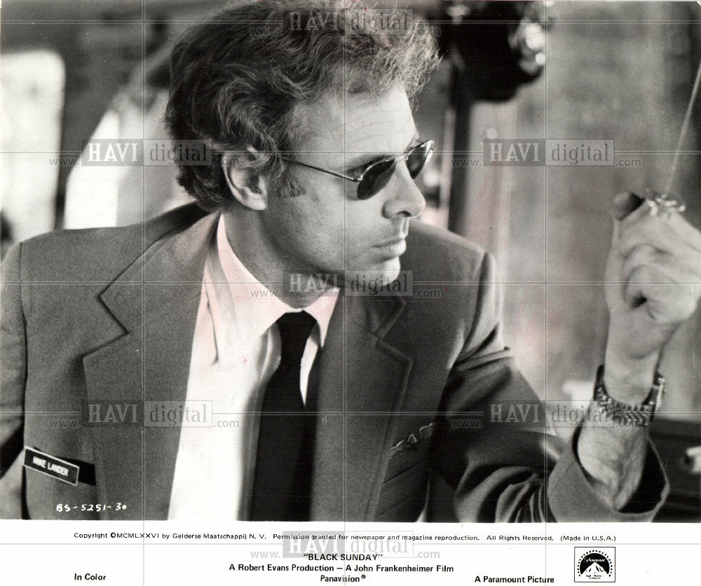 1977 Press Photo Bruce Dern actor Black Sunday - Historic Images