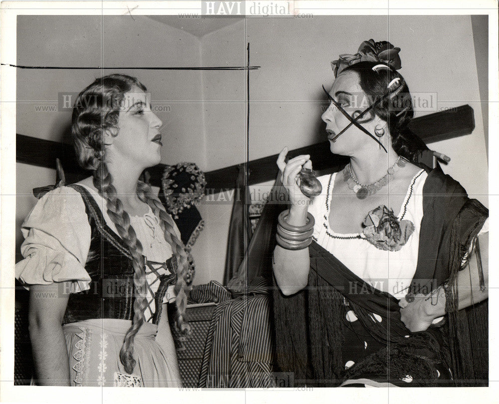 1948 Press Photo Rose Derderian Opera - Historic Images