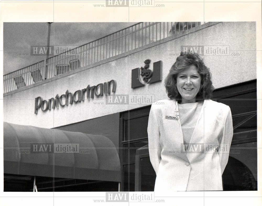 1990 Press Photo PEGI DEMLOW PONTCHARTRAIN - Historic Images