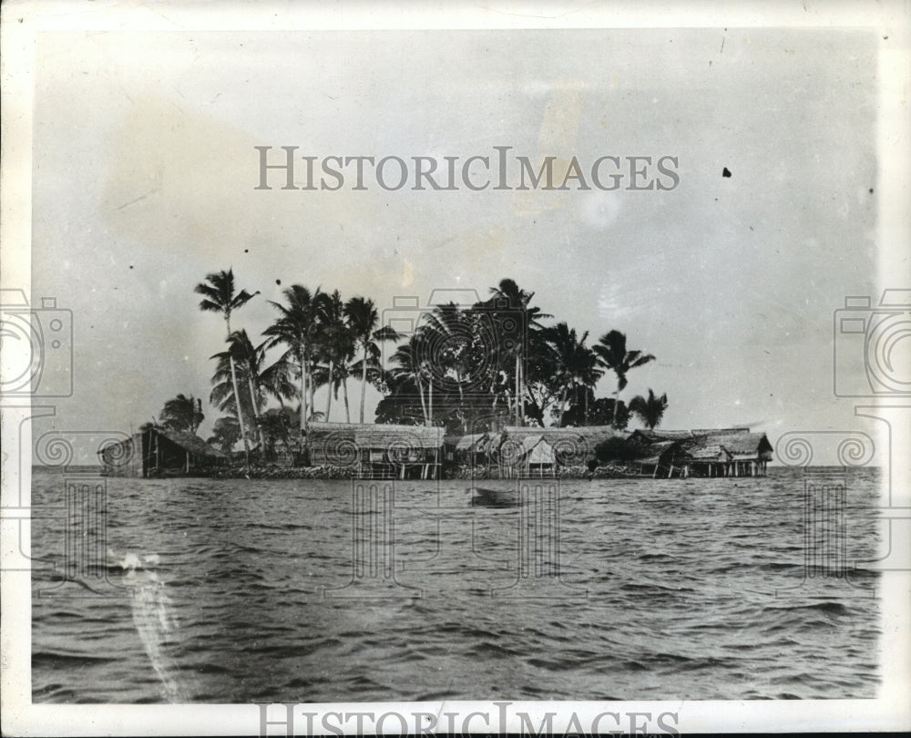 1942 Artificial Islands Surrounding Malaita, Solomon Islands - Historic Images