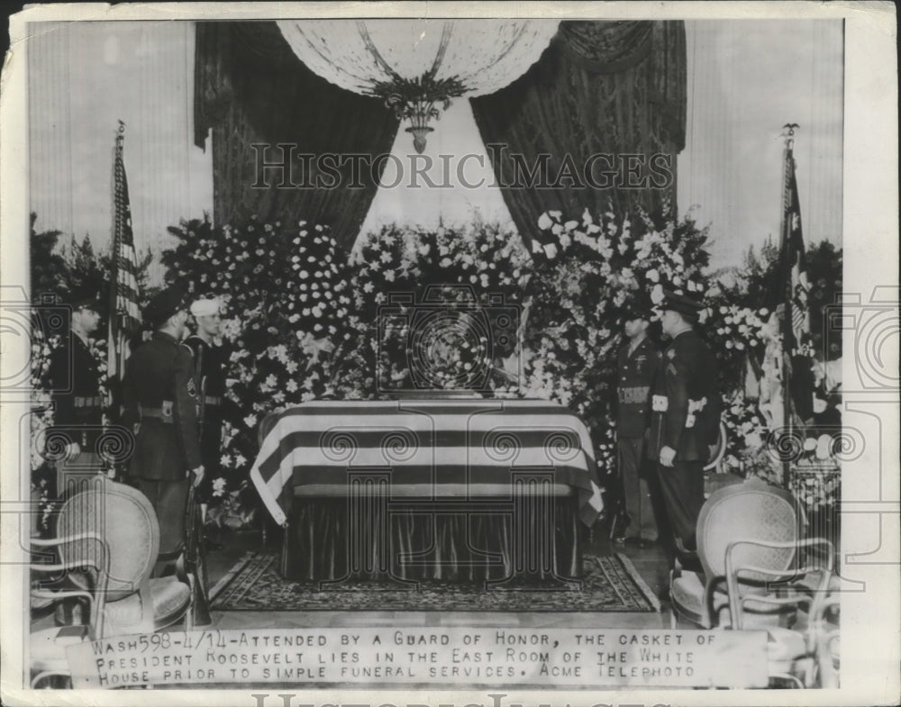 Press Photo President Franklin Roosevelt Casket Attended by Guard of Honor - Historic Images