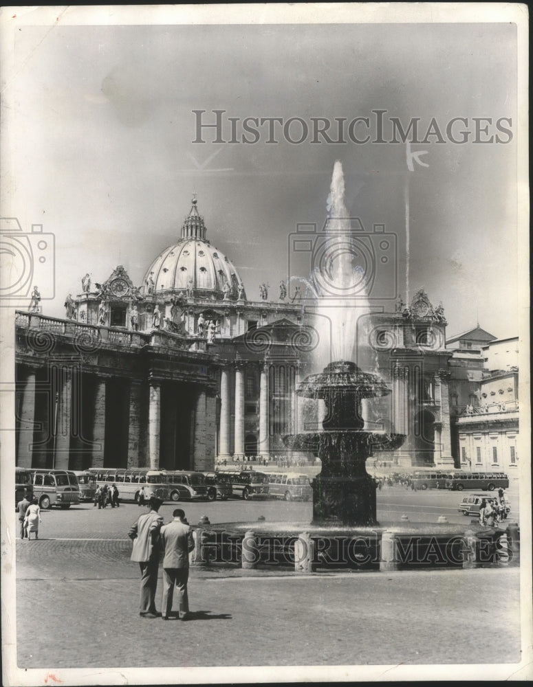 1957 Press Photo Vatican Square, Rome, Italy - Historic Images