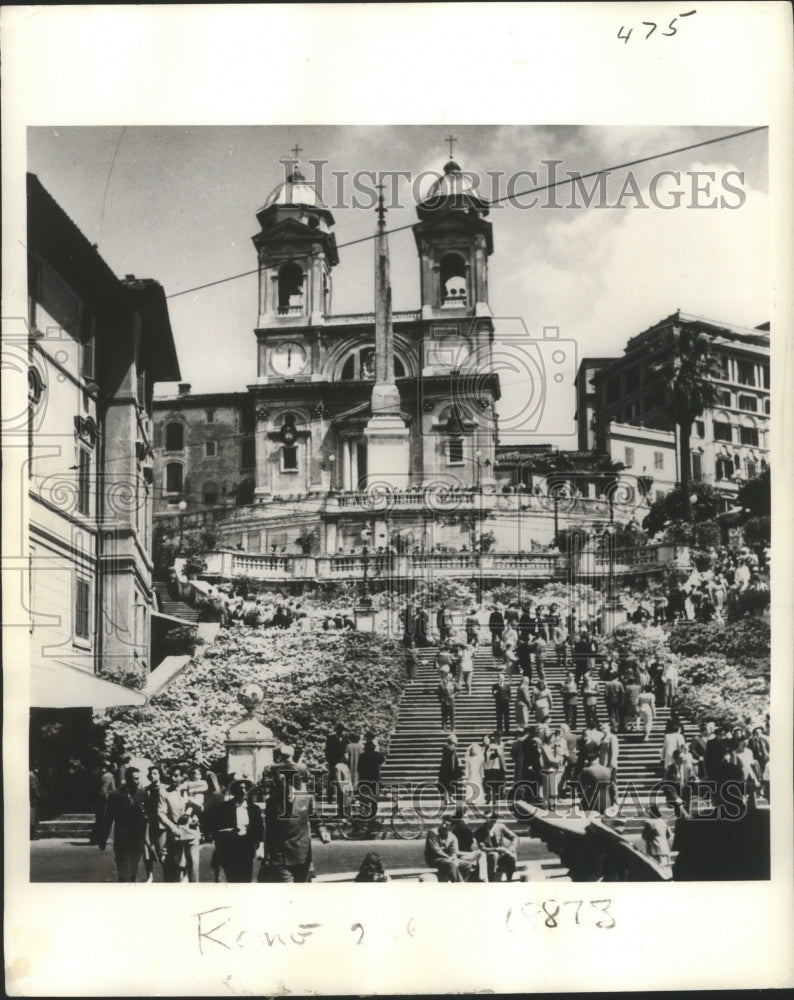 1962 Press Photo Santa Trinita Church Spanish Steps Flower Market, Rome, Italy - Historic Images