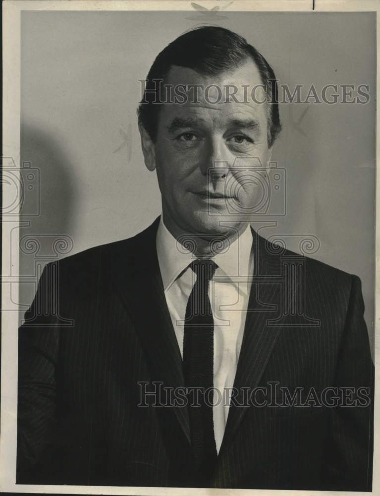 1965 Press Photo Gig Young, star of &quot;The Rogues&quot; Sunday on NBC-TV - Historic Images