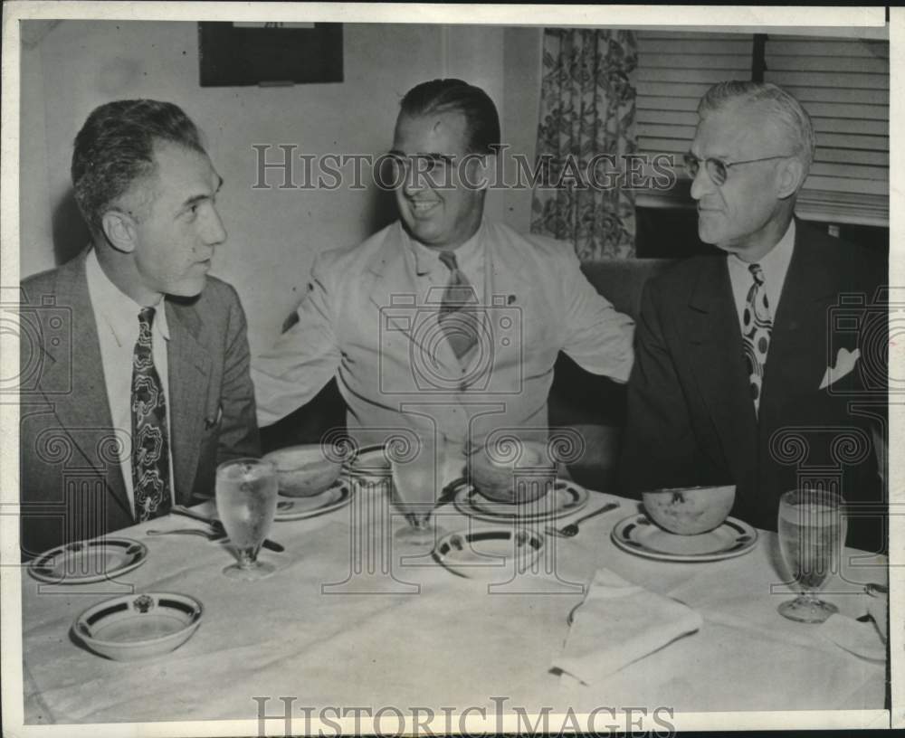 1945 Press Photo Senator Albert Chandler as Baseball Commissioner - Historic Images