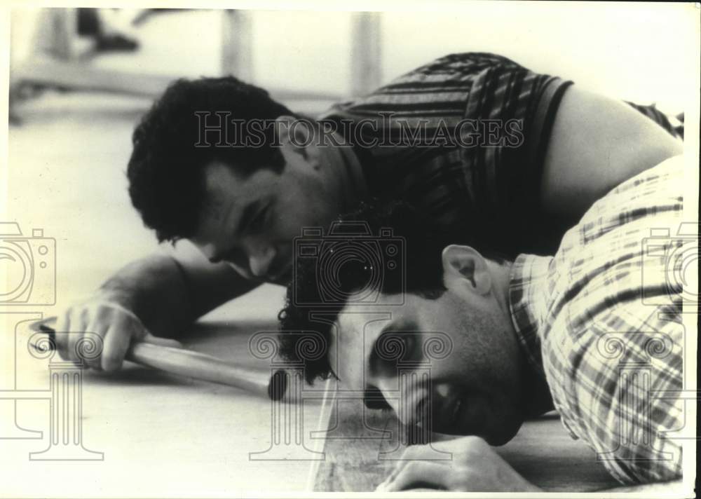 1993 Press Photo John Turturro in his first directorial job in filming &quot;Mac&quot; - Historic Images