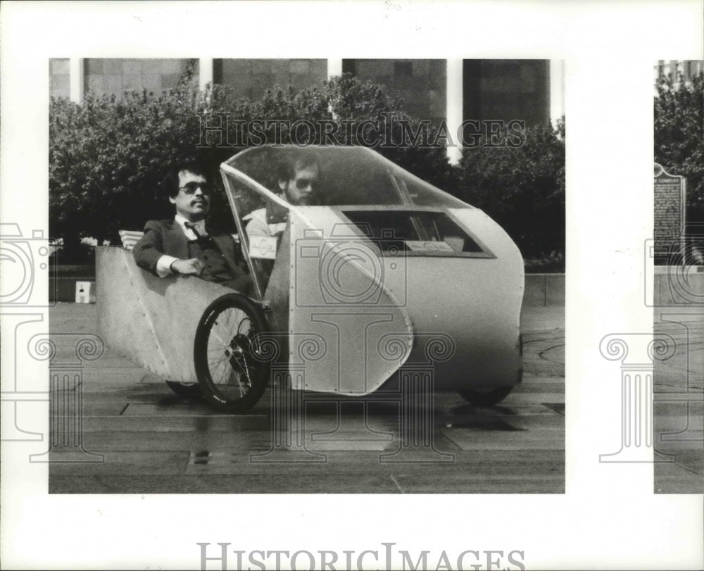 1984 Press Photo Bicycle Powered Car/Automobile - Historic Images