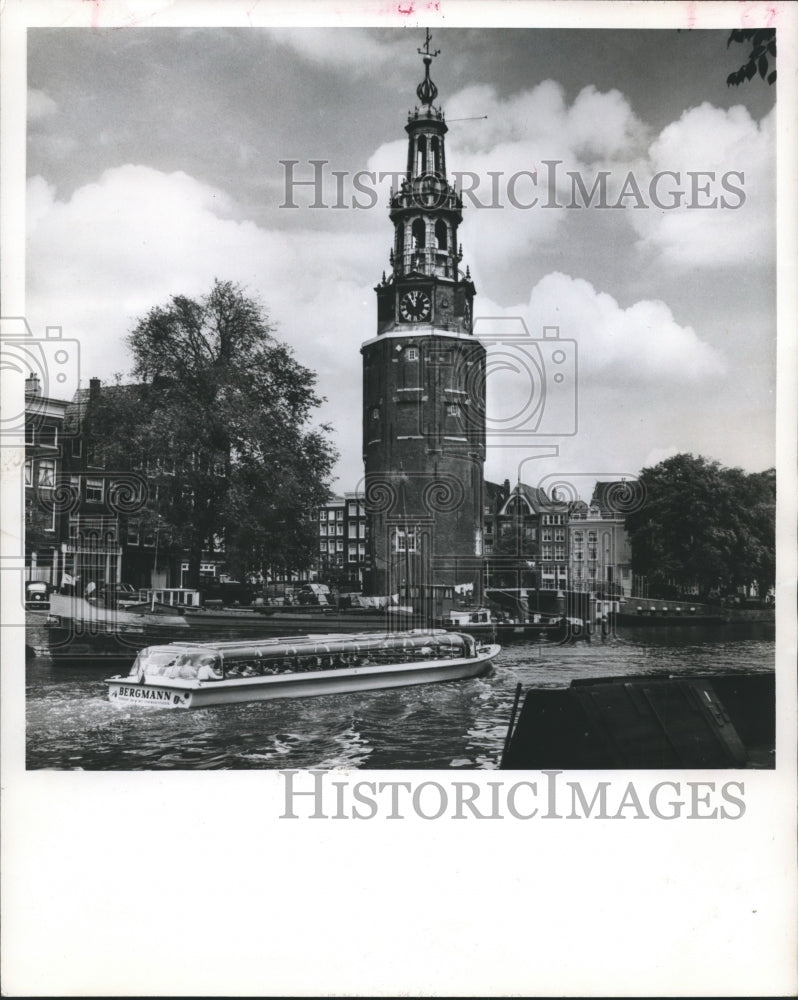 1961 Press Photo Glass covered tour boat in Amsterdam, Holland - hca02952 - Historic Images