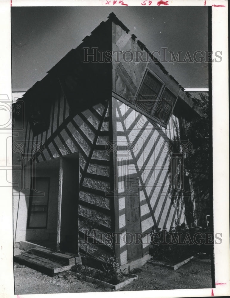 1975 Press Photo Apartments-Houston-Each Unit in Montrose - hca05664-Historic Images