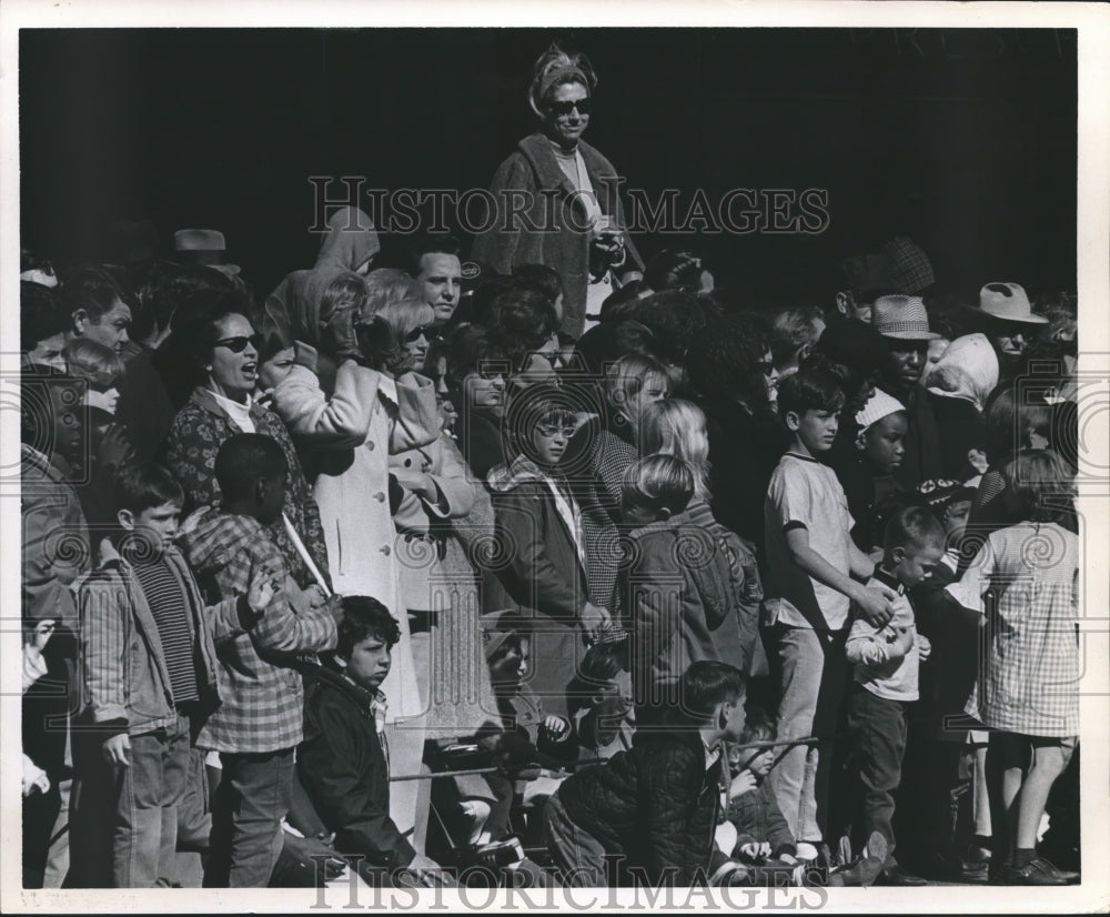 1968 Press Photo Children at the Foley Bros, Thanksgiving Day Parade, Houston-Historic Images