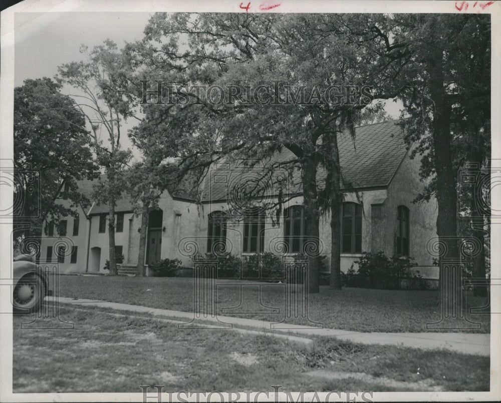 1949 Press Photo Front view of the Augustinian Lutheran Church - Historic Images