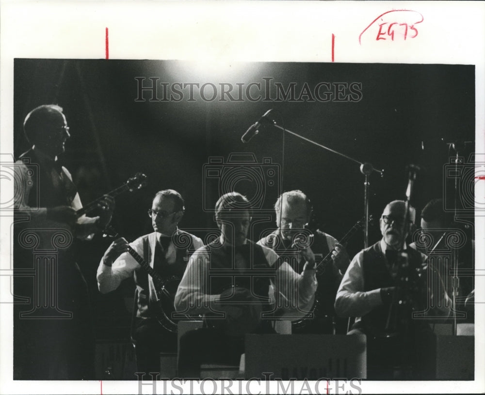 1978 Press Photo Members of the Bayou Banjo Club perform - Historic Images