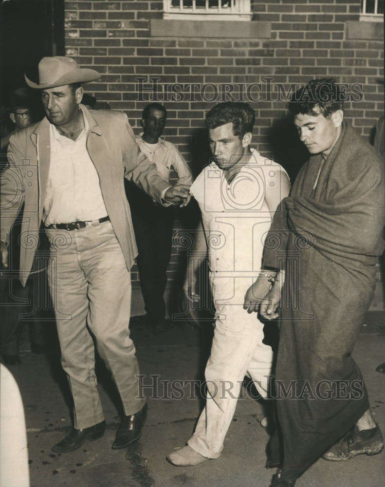 1956 Press Photo Gaston, Parker &amp; Whitfield at Central Prison Farm in Texas - Historic Images