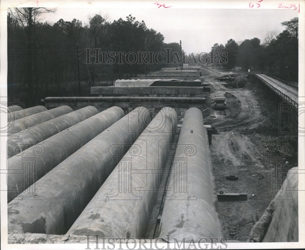 1971 Press Photo Bridge being replaced in Plumb Grove, Texas - hca11612 - Historic Images