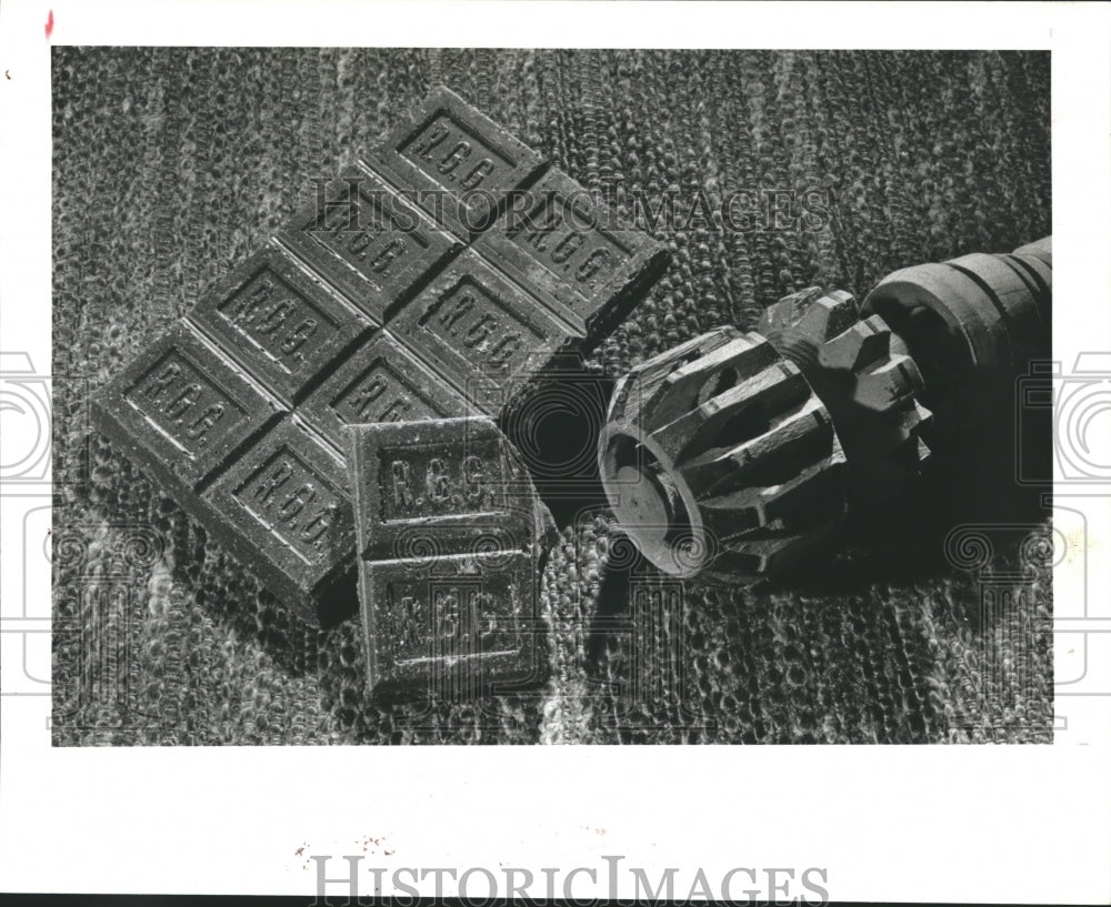 1985 Press Photo Cocoa Confection Popular Chocolate Manufactured in Mexico. - Historic Images
