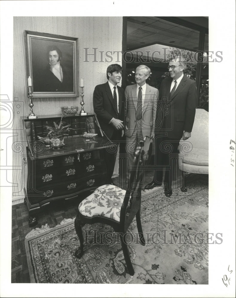 1982 Press Photo Executives & Collection, Brittain's Fine Furniture Inc. Houston - Historic Images