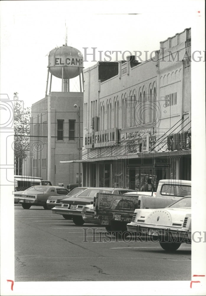 1982 Press Photo Street scene of El Campo, Texas - hca12525 - Historic Images