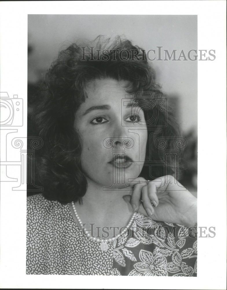 1992 Press Photo Nancy Misner Discuss Birth Defects. - hca12556 - Historic Images