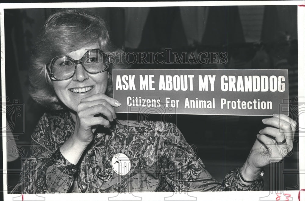 1979 Press Photo Evelyn Slafka Of Citizens for Animal Protection in Houston. - Historic Images