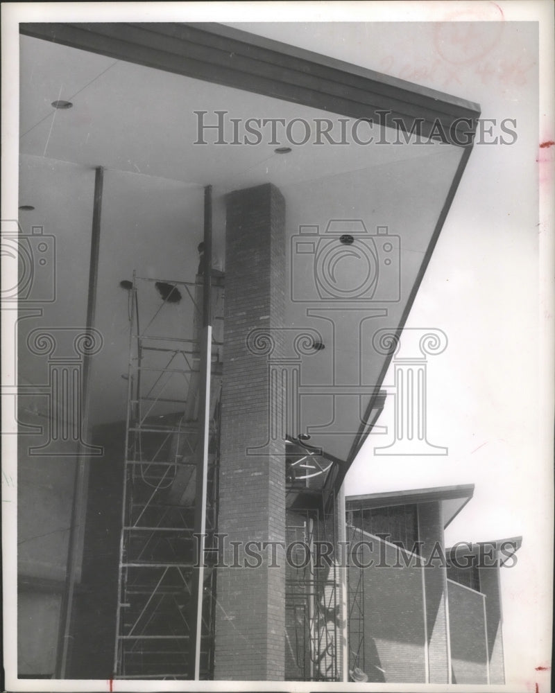 1962 Press Photo Seven Angles Roof Line on Congregation Beth Yeshurun Church. - Historic Images