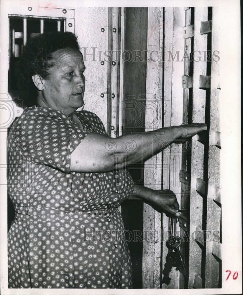 1963 Press Photo Mrs. H. J. Ritchey Lady Jailer in Coldspring, Texas.- Historic Images