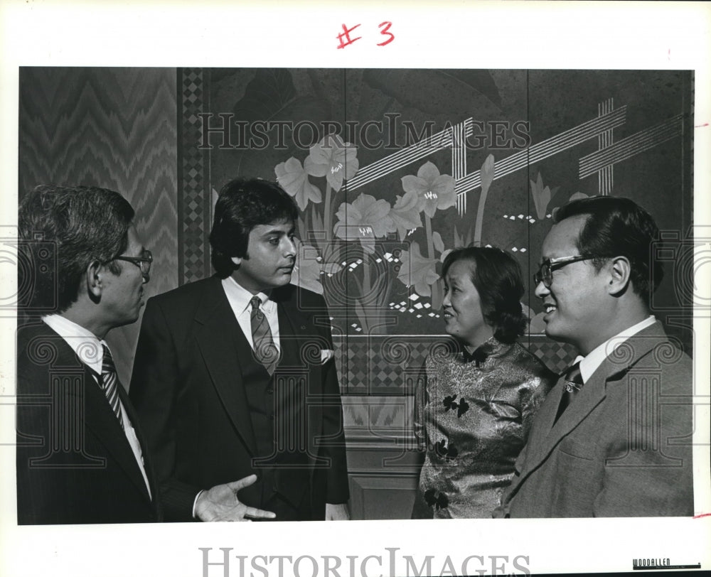 1984 Press Photo Gathering of The Houston Consulates Corp. in Houston. - Historic Images