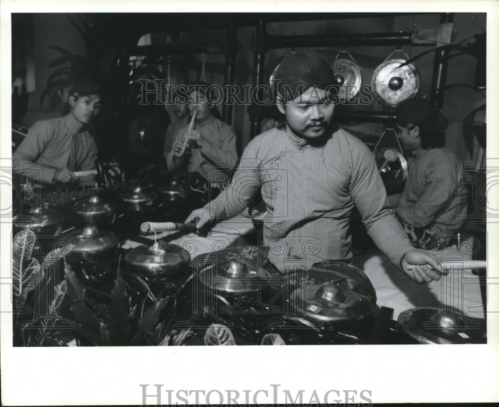 1986 Press Photo Gamelan Orchestra Perform At Houston Consular Ball. - hca15499- Historic Images