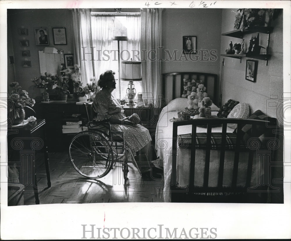 1967 Press Photo Work-Filled Gift Room at Christian Home for the Aged in Houston-Historic Images