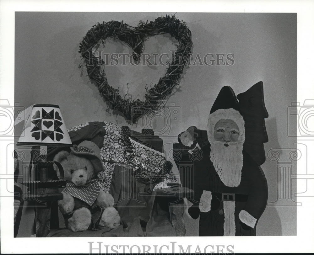 1984 Press Photo Display of Christmas decorations - hca15655 - Historic Images