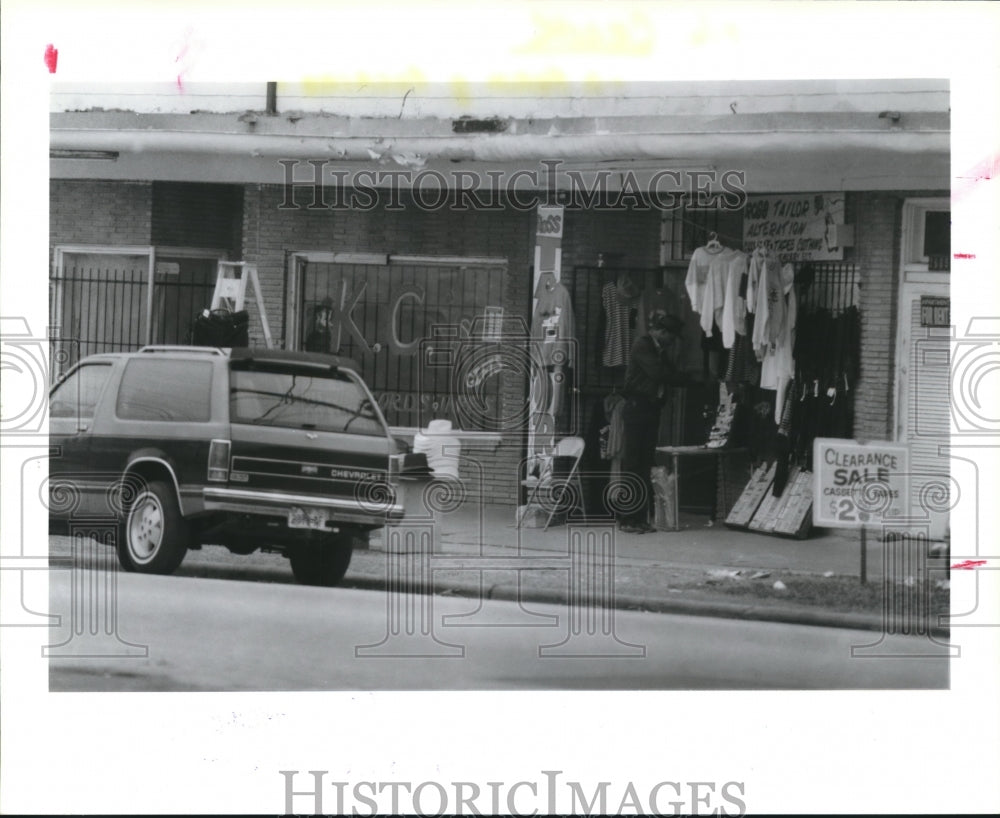 1989 K.C.&#39;s gift show provides crack paraphernalia, Houston - Historic Images