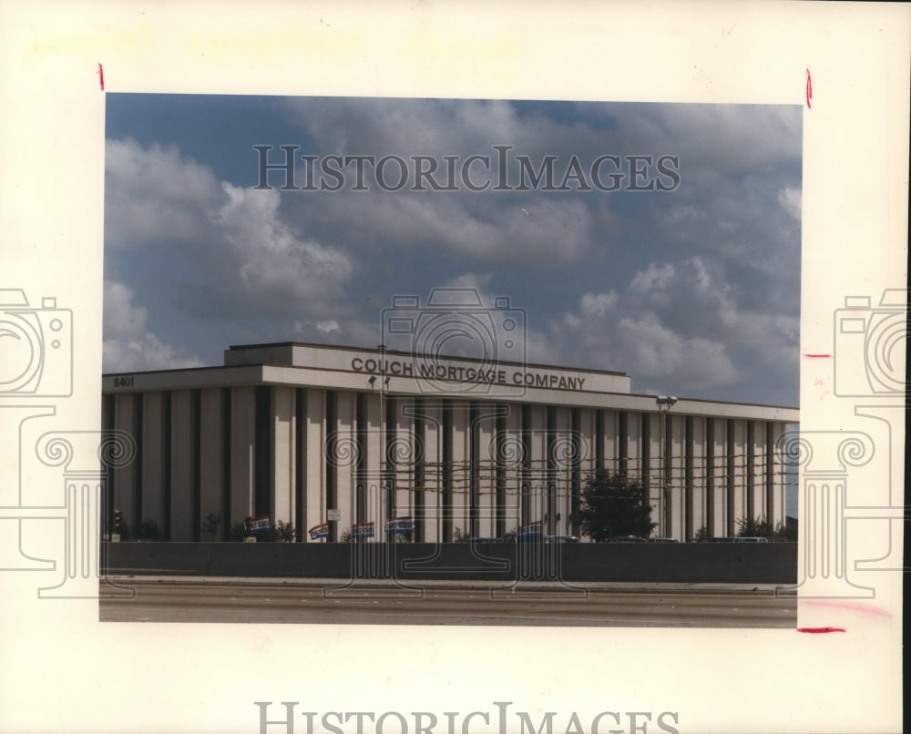 1986 Couch Mortgage Company Building. - Historic Images