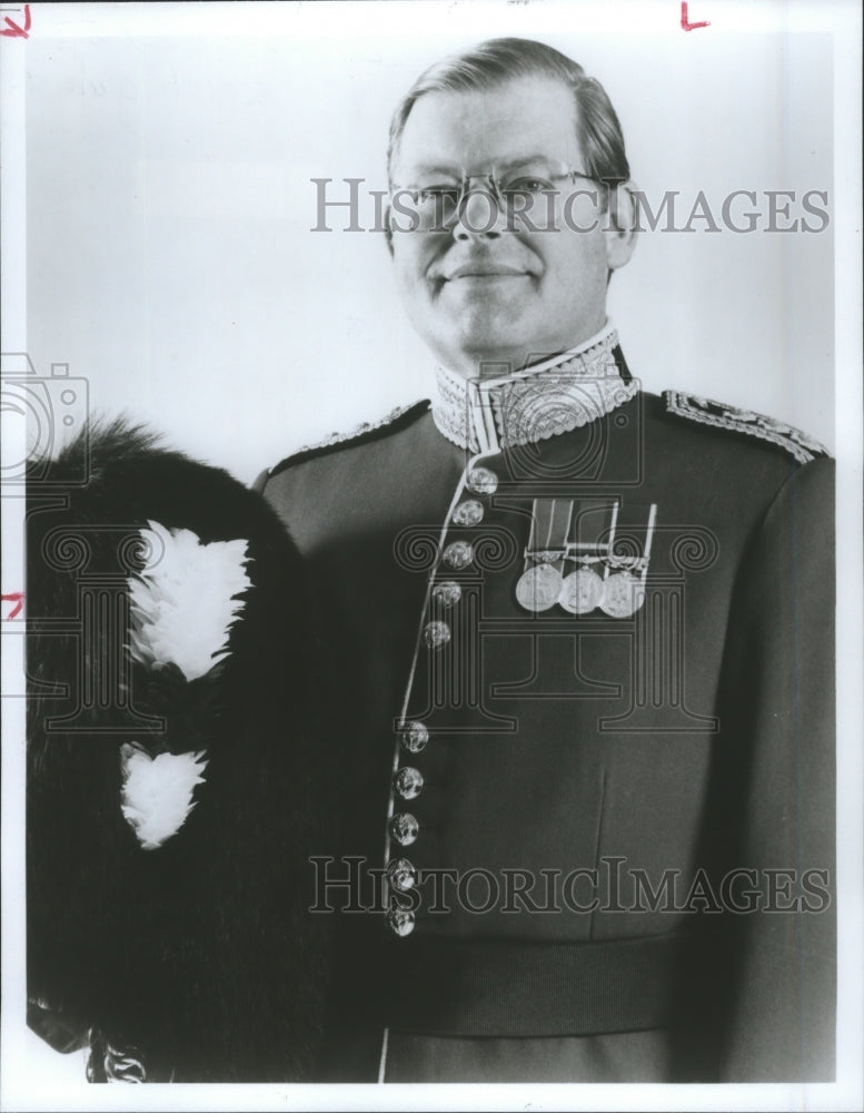 1990 Maj. P. Hannam of Band of Her Majesty's Welsh Guards - Historic Images