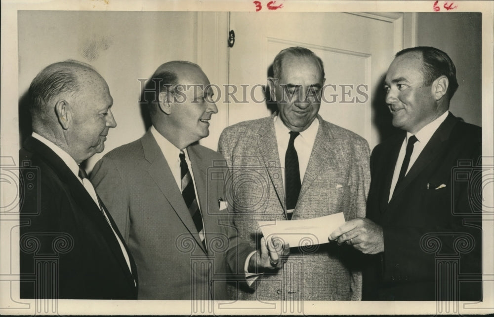 1958 Press Photo Officials of the Capon Charity Dinner, Houston - hca17227 - Historic Images